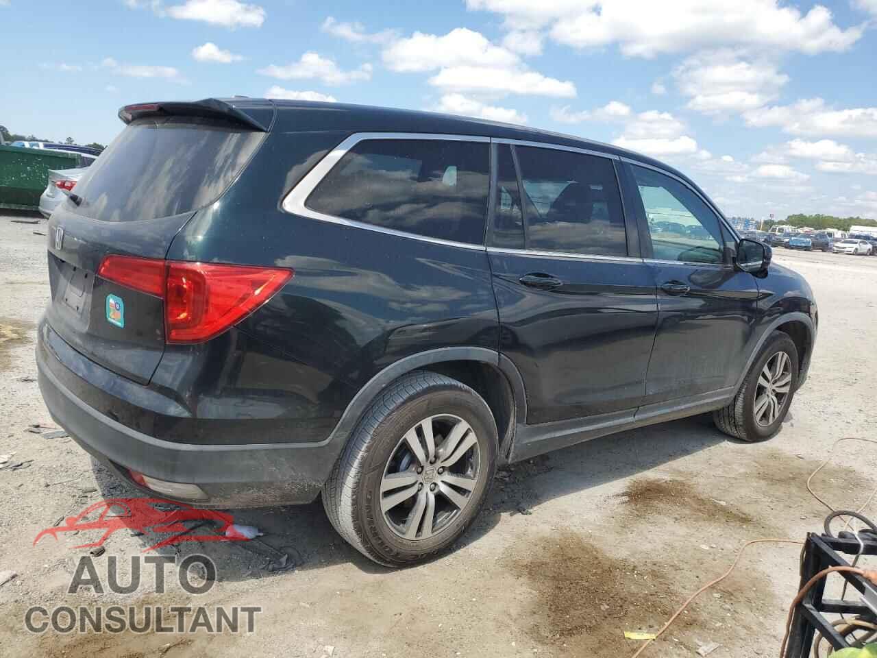 HONDA PILOT 2017 - 5FNYF5H52HB009682