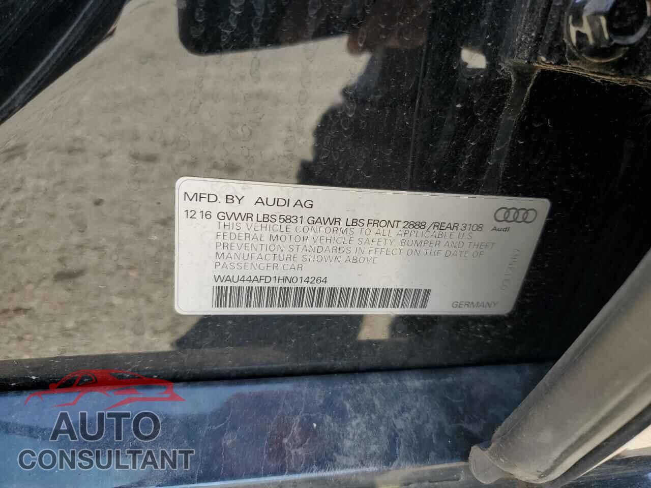 AUDI A8 2017 - WAU44AFD1HN014264