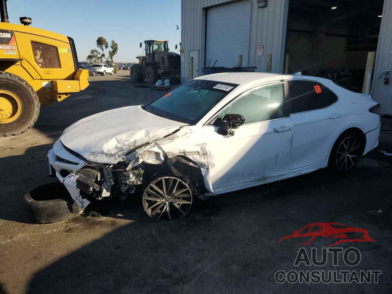 TOYOTA CAMRY 2021 - 4T1T11AK3MU532367