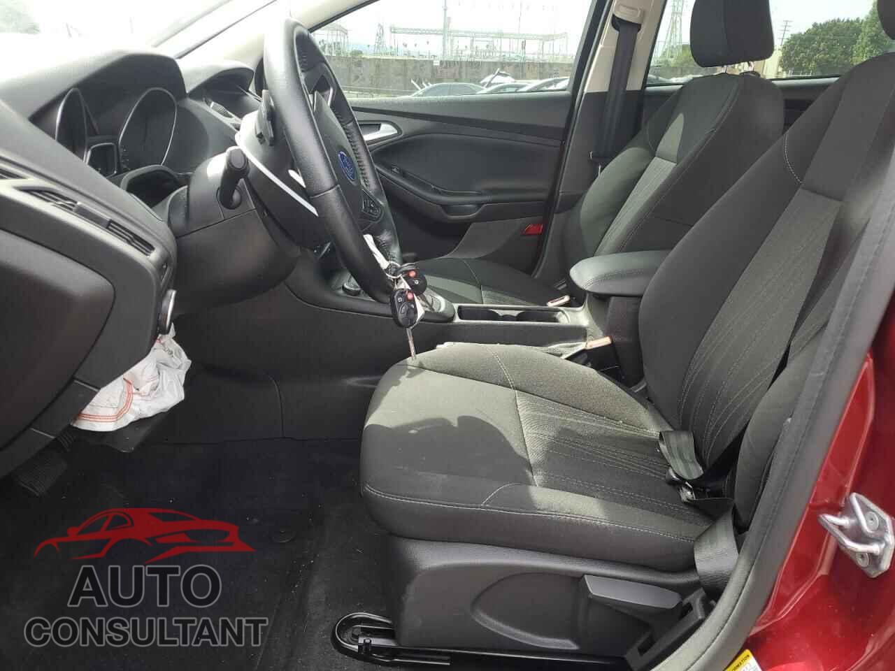 FORD FOCUS 2016 - 1FADP3F21GL383968