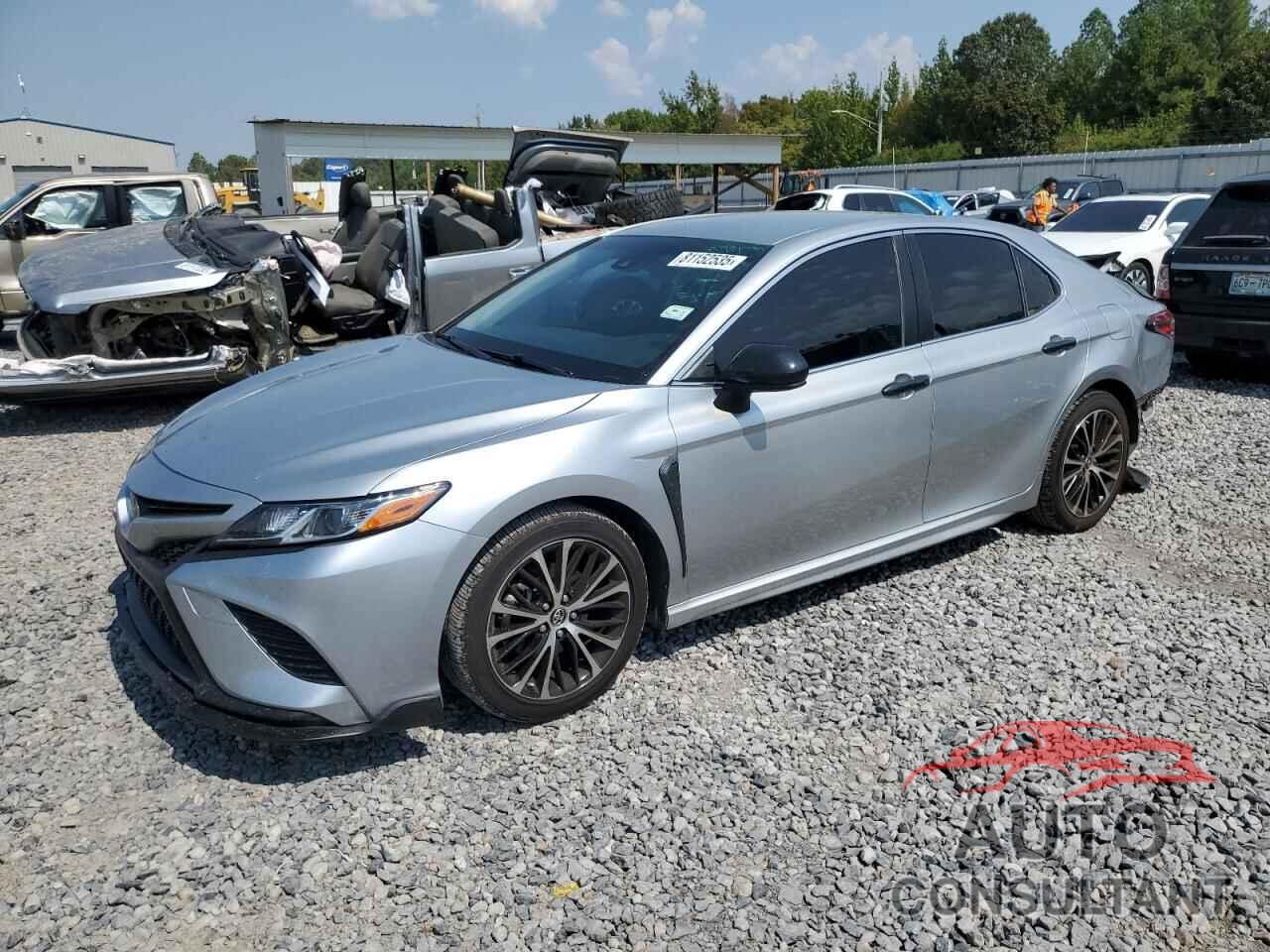 TOYOTA CAMRY 2018 - JTNB11HK7J3031145
