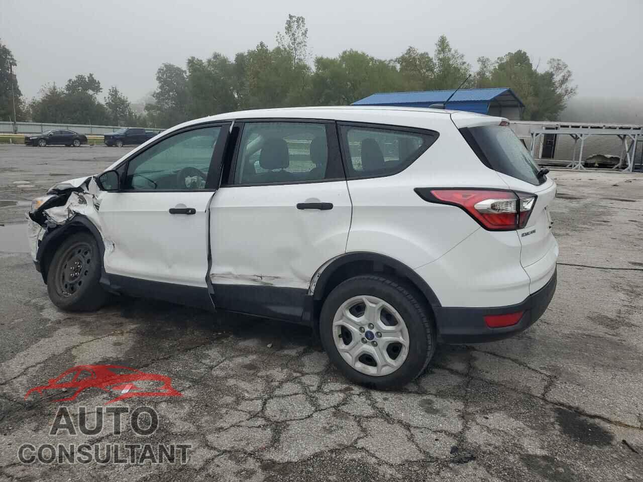 FORD ESCAPE 2017 - 1FMCU0F77HUC49756
