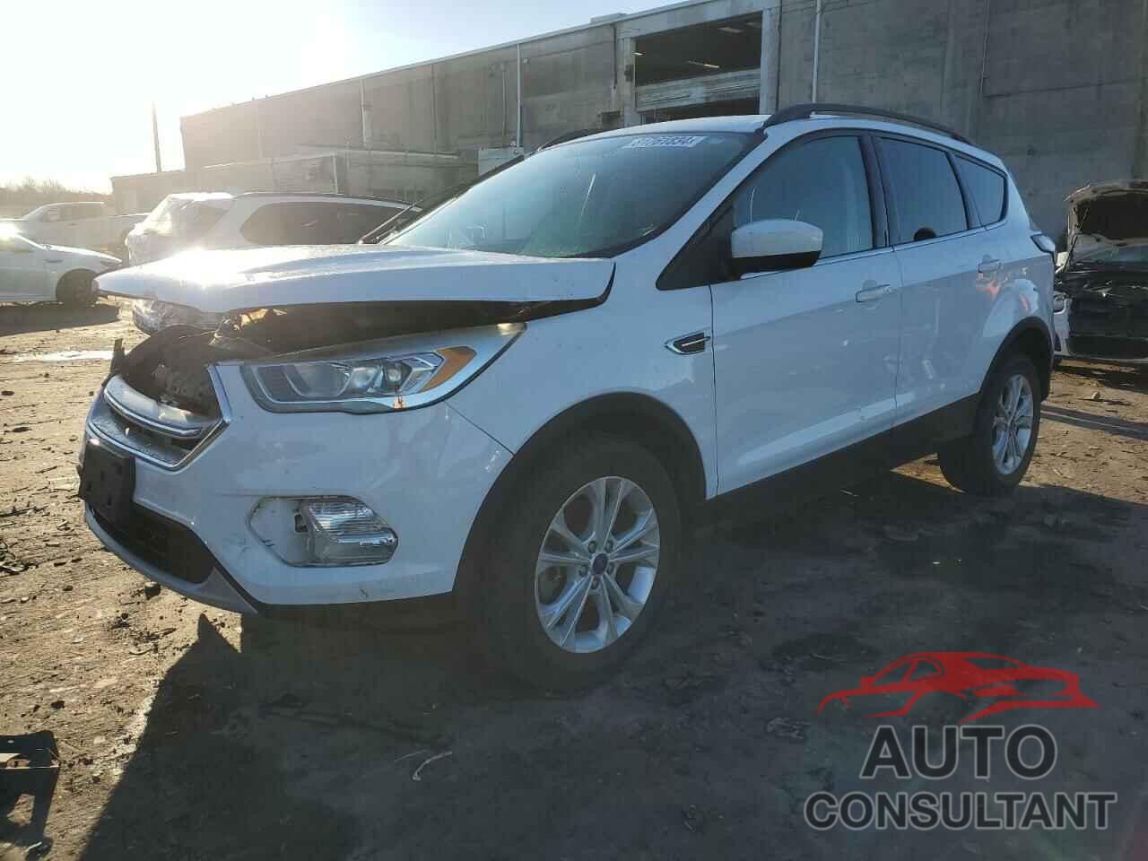 FORD ESCAPE 2017 - 1FMCU9GD7HUD48330