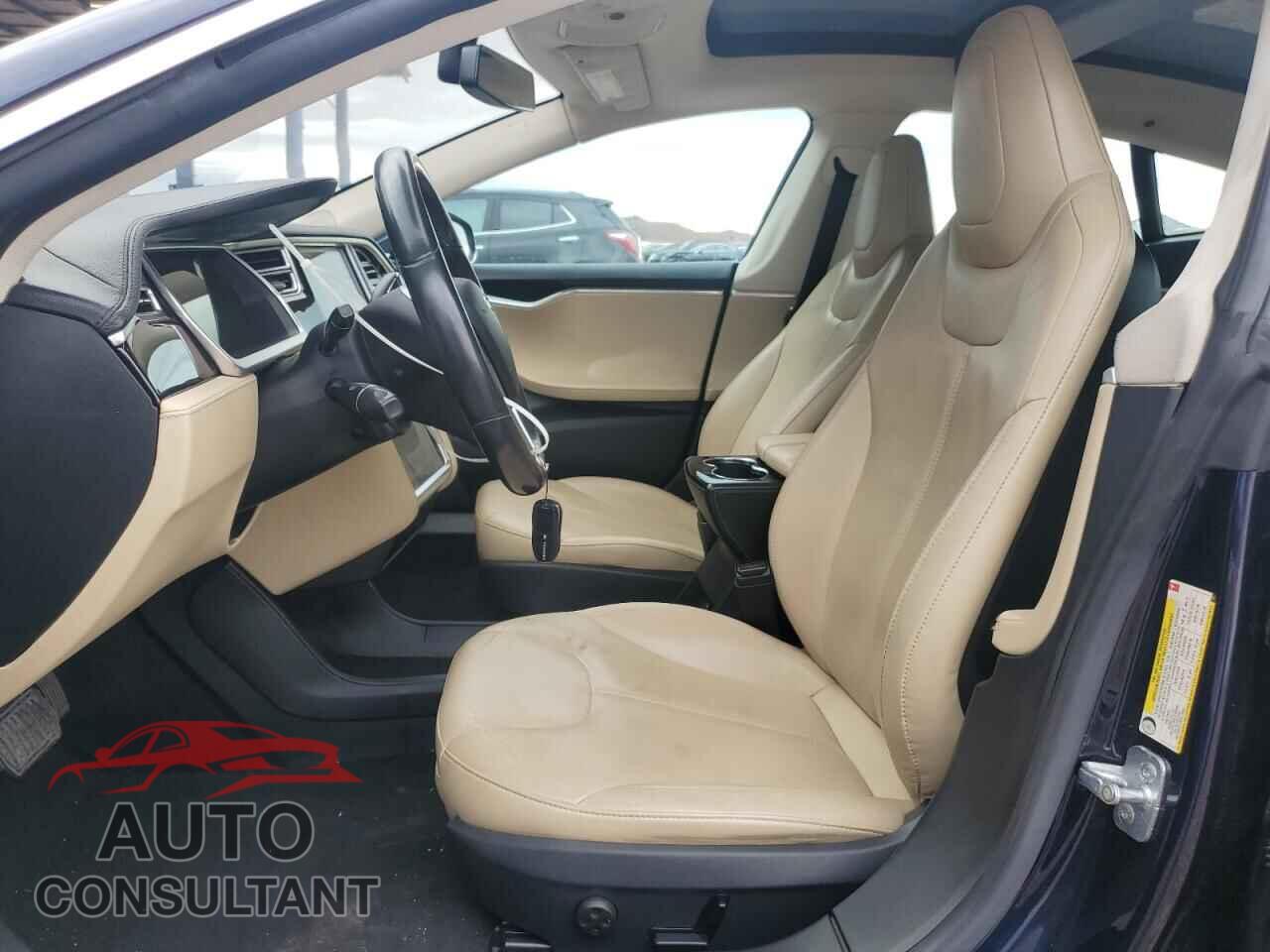 TESLA MODEL S 2013 - 5YJSA1DN9DFP27565