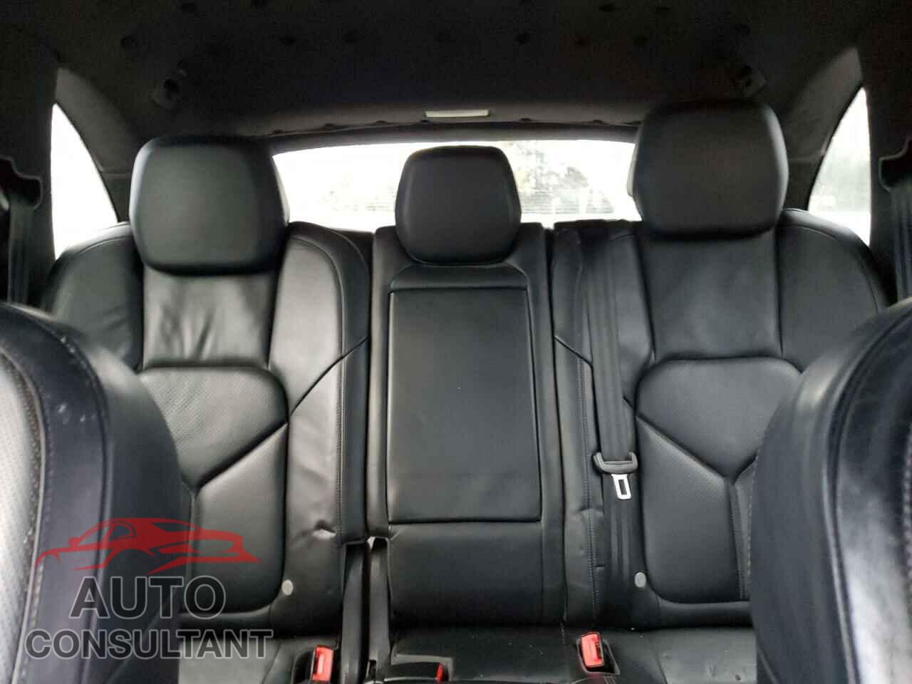 PORSCHE CAYENNE 2012 - WP1AB2A27CLA45447