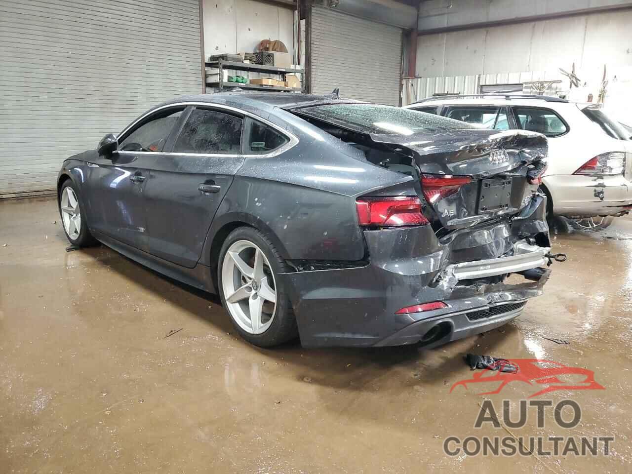 AUDI A5 2018 - WAUENCF59JA132839