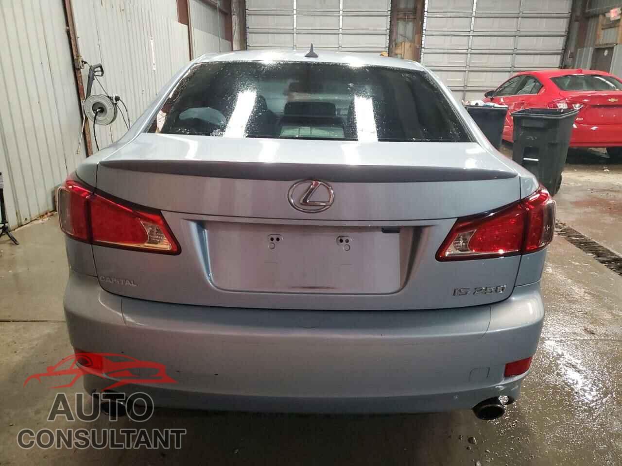 LEXUS IS 2011 - JTHBF5C25B5151146
