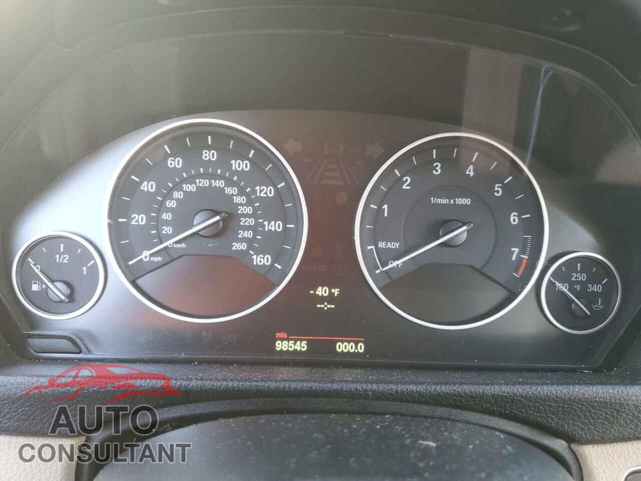 BMW 3 SERIES 2013 - WBA3B5C55DF592085