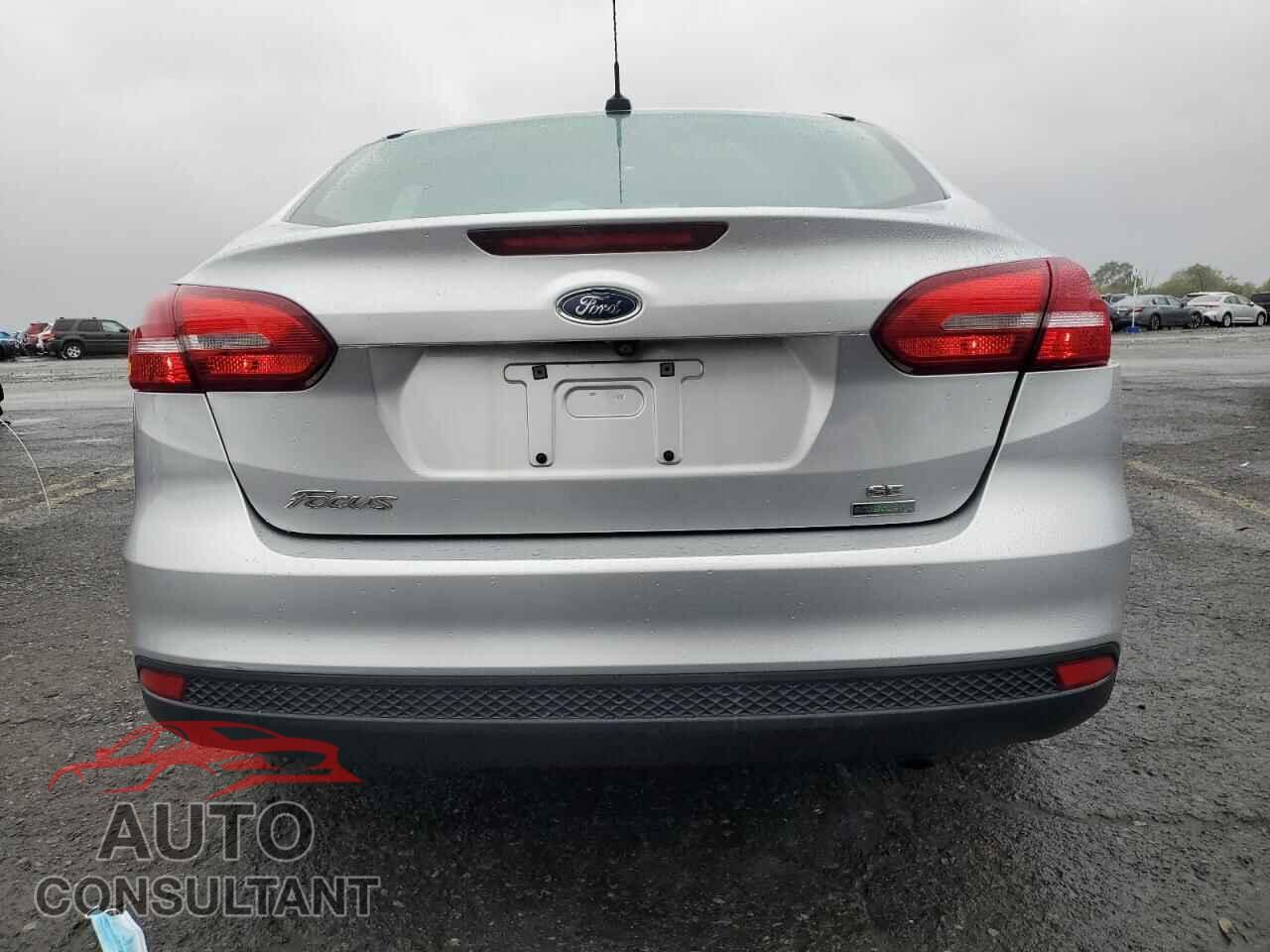 FORD FOCUS 2017 - 1FADP3FE3HL309608