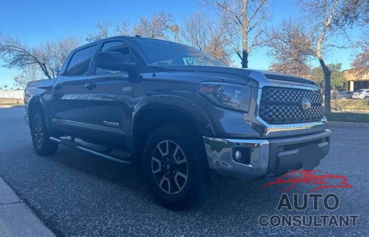 TOYOTA TUNDRA 2019 - 5TFDY5F13KX799063