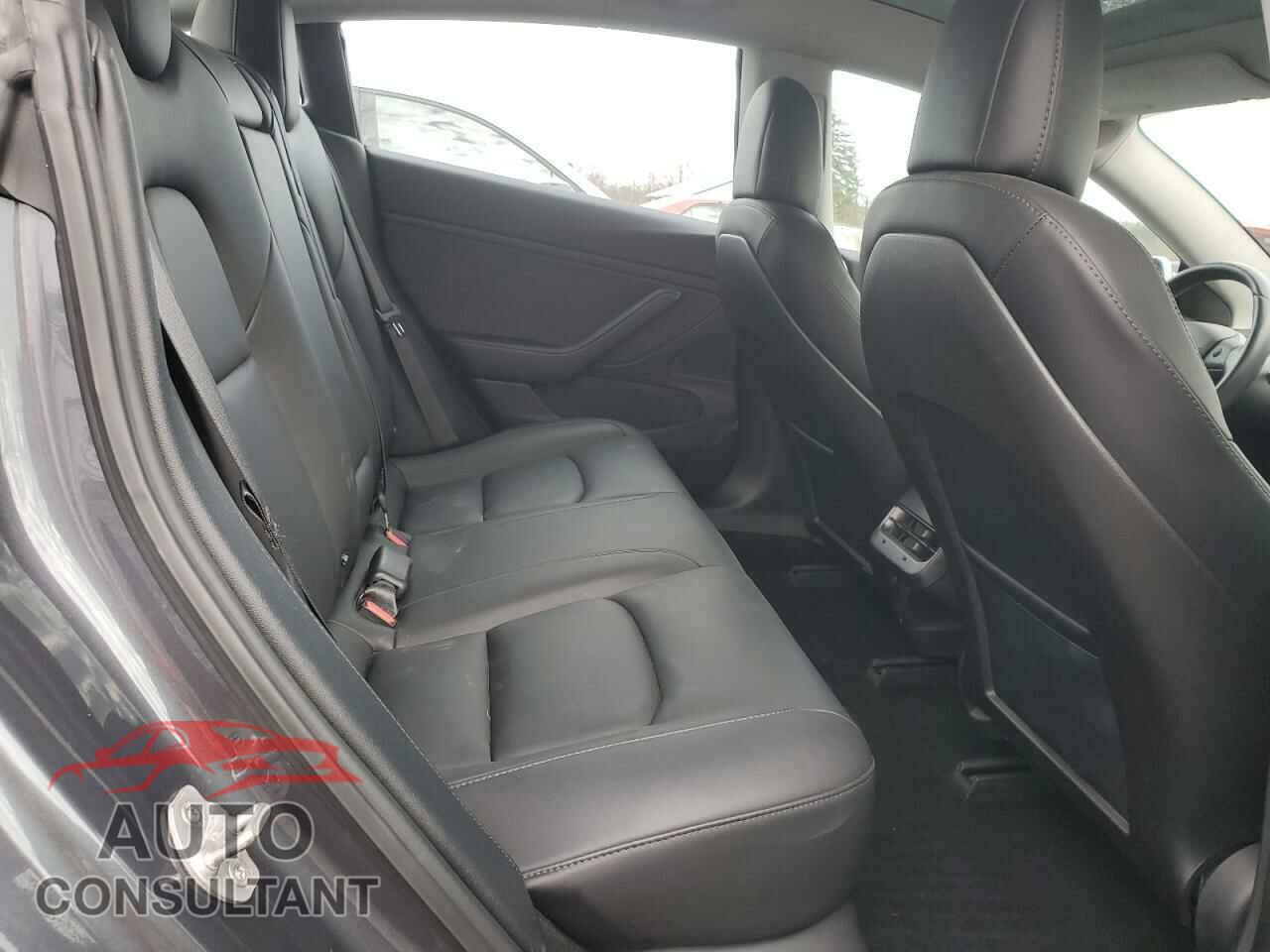 TESLA MODEL 3 2018 - 5YJ3E1EA6JF163020