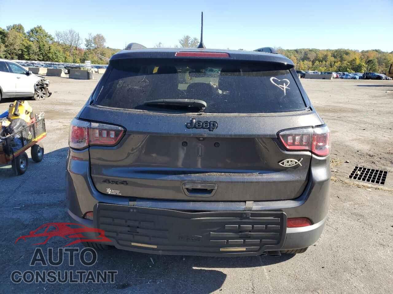 JEEP COMPASS 2019 - 3C4NJDBBXKT723918