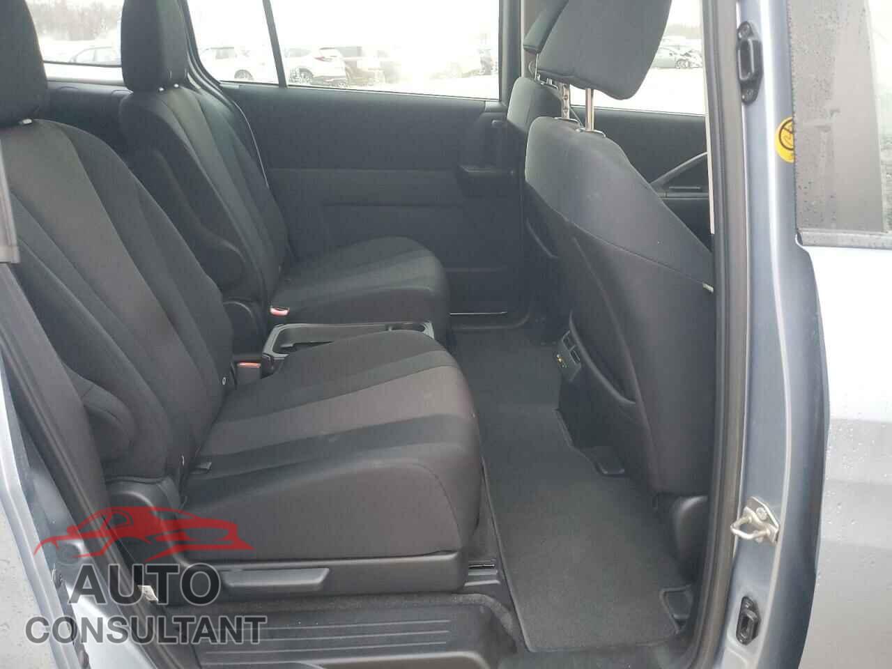 MAZDA 5 2013 - JM1CW2BL2D0156027