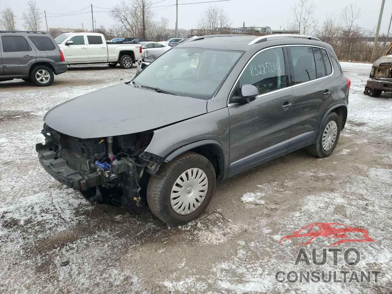 VOLKSWAGEN TIGUAN 2012 - WVGBV7AX9CW001868