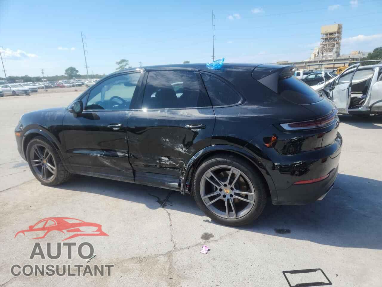 PORSCHE CAYENNE 2024 - WP1AA2AY4RDA02890