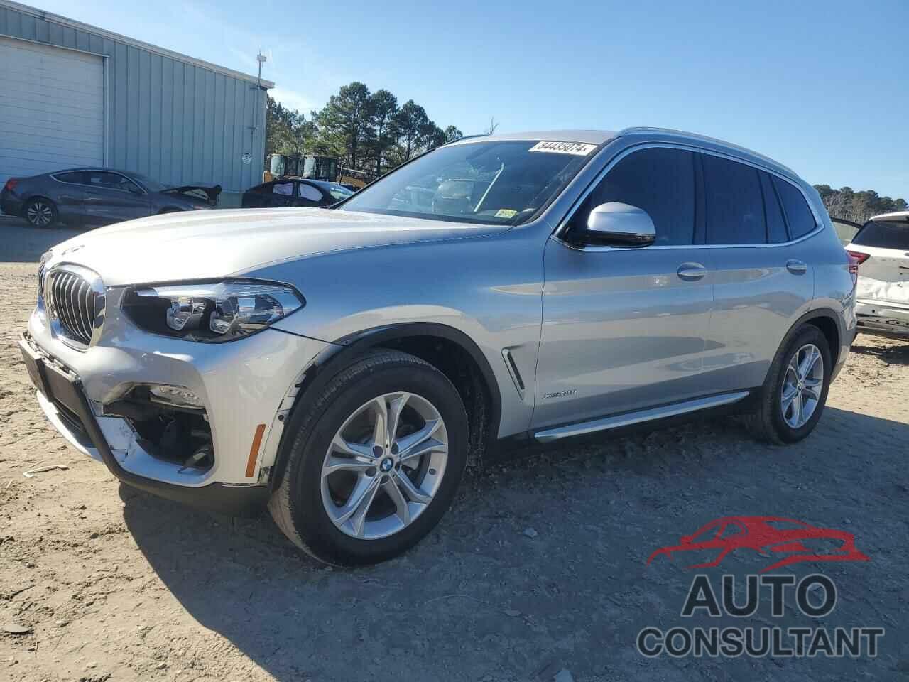BMW X3 2018 - 5UXTR9C52JLD65313