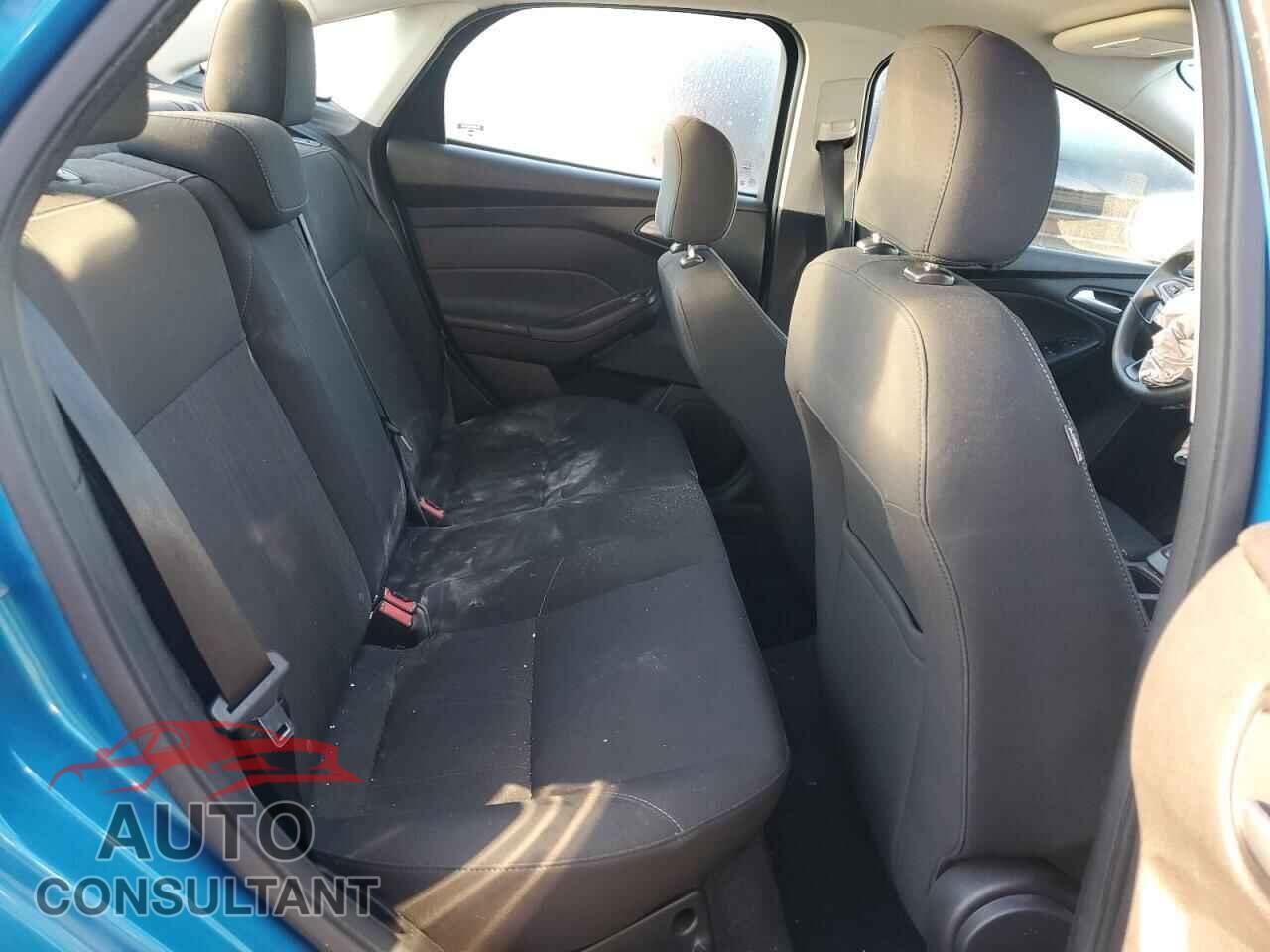 FORD FOCUS 2016 - 1FADP3F20GL394282