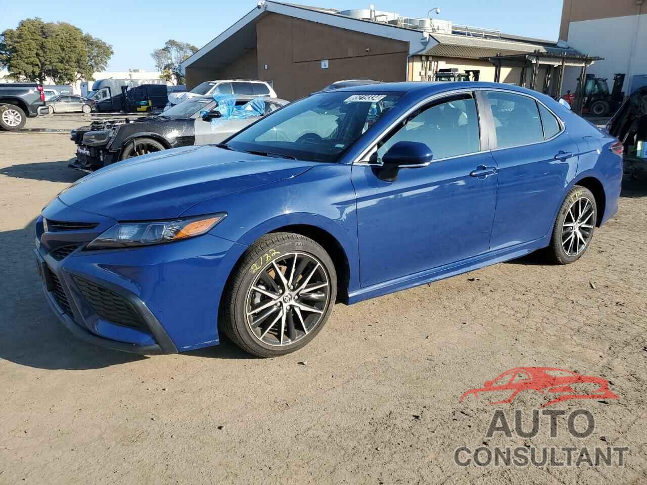 TOYOTA CAMRY 2024 - 4T1G11AK6RU203400