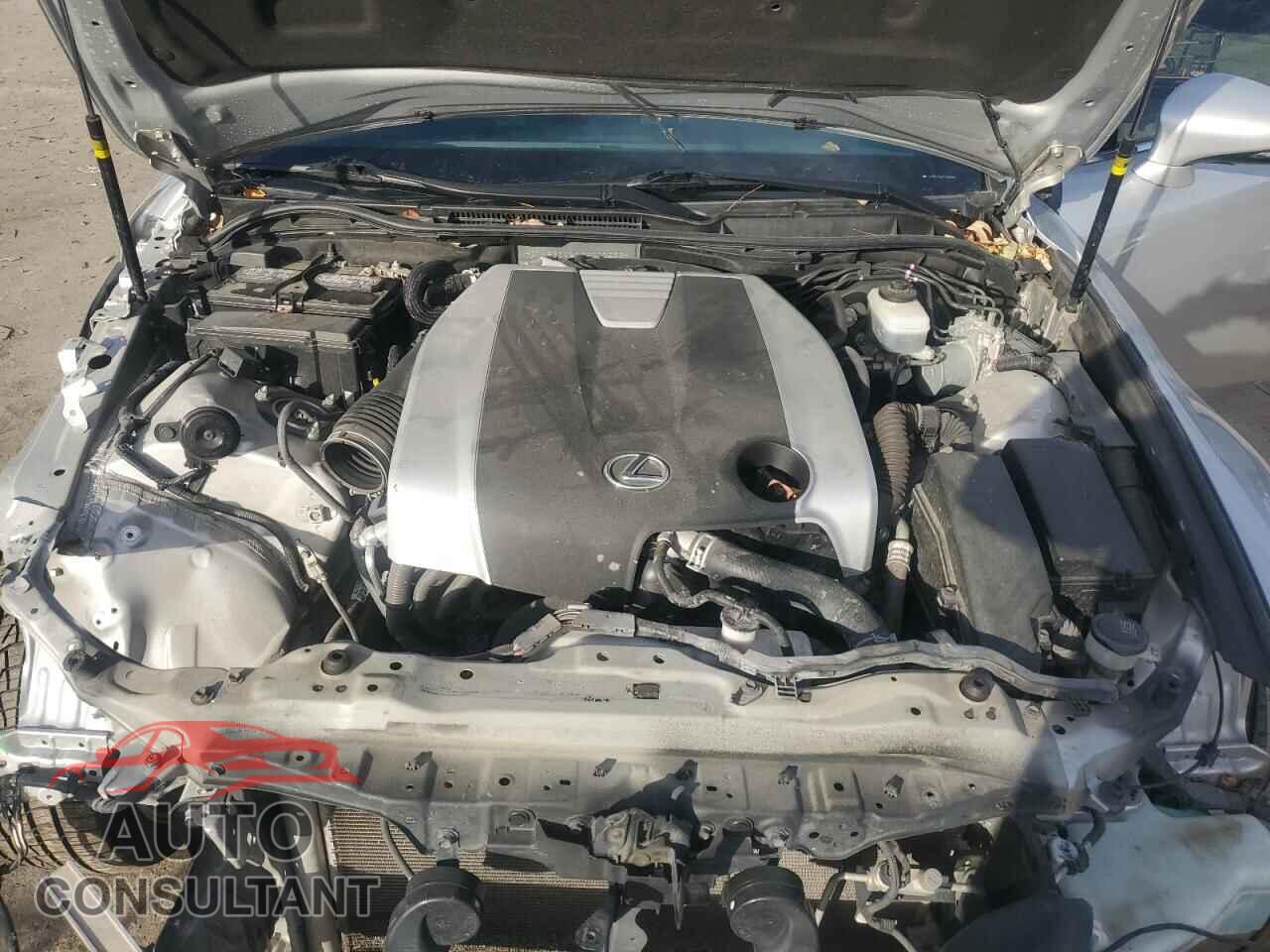 LEXUS IS 2014 - JTHBE1D20E5000598
