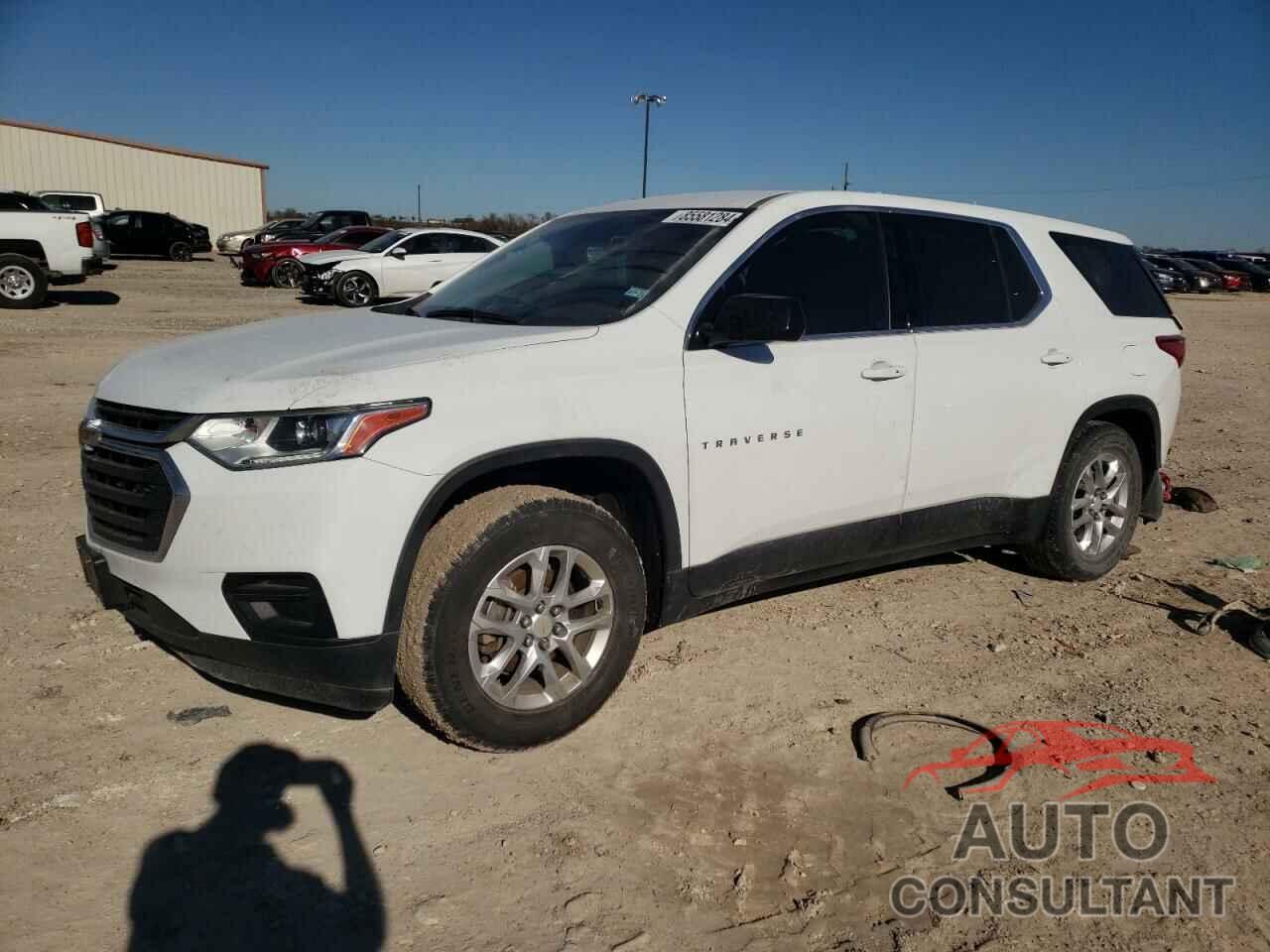 CHEVROLET TRAVERSE 2018 - 1GNERFKW6JJ281840