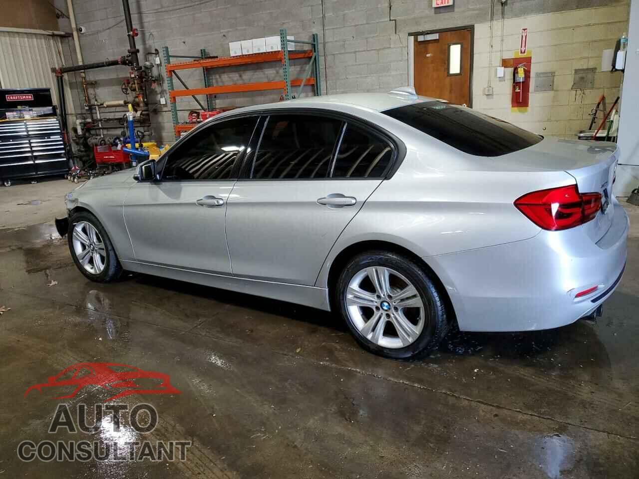 BMW 3 SERIES 2016 - WBA8E3G52GNU03768
