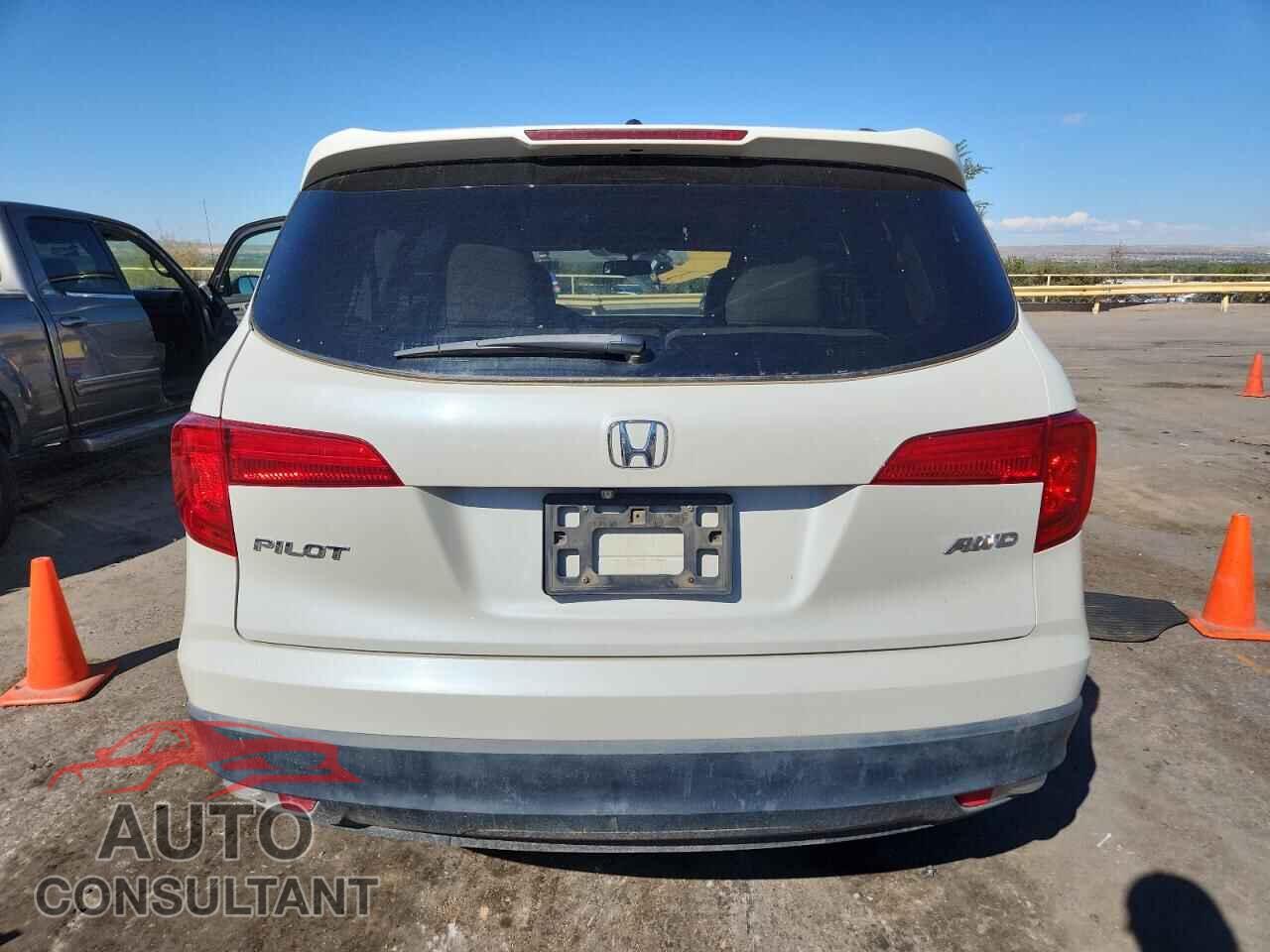 HONDA PILOT 2017 - 5FNYF6H51HB055414