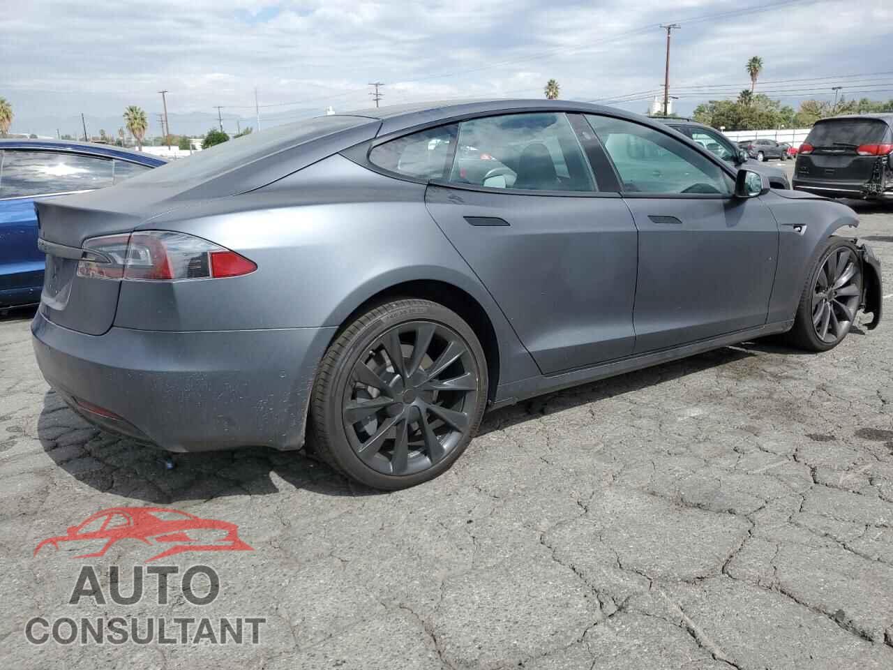 TESLA MODEL S 2018 - 5YJSA1E25JF296450
