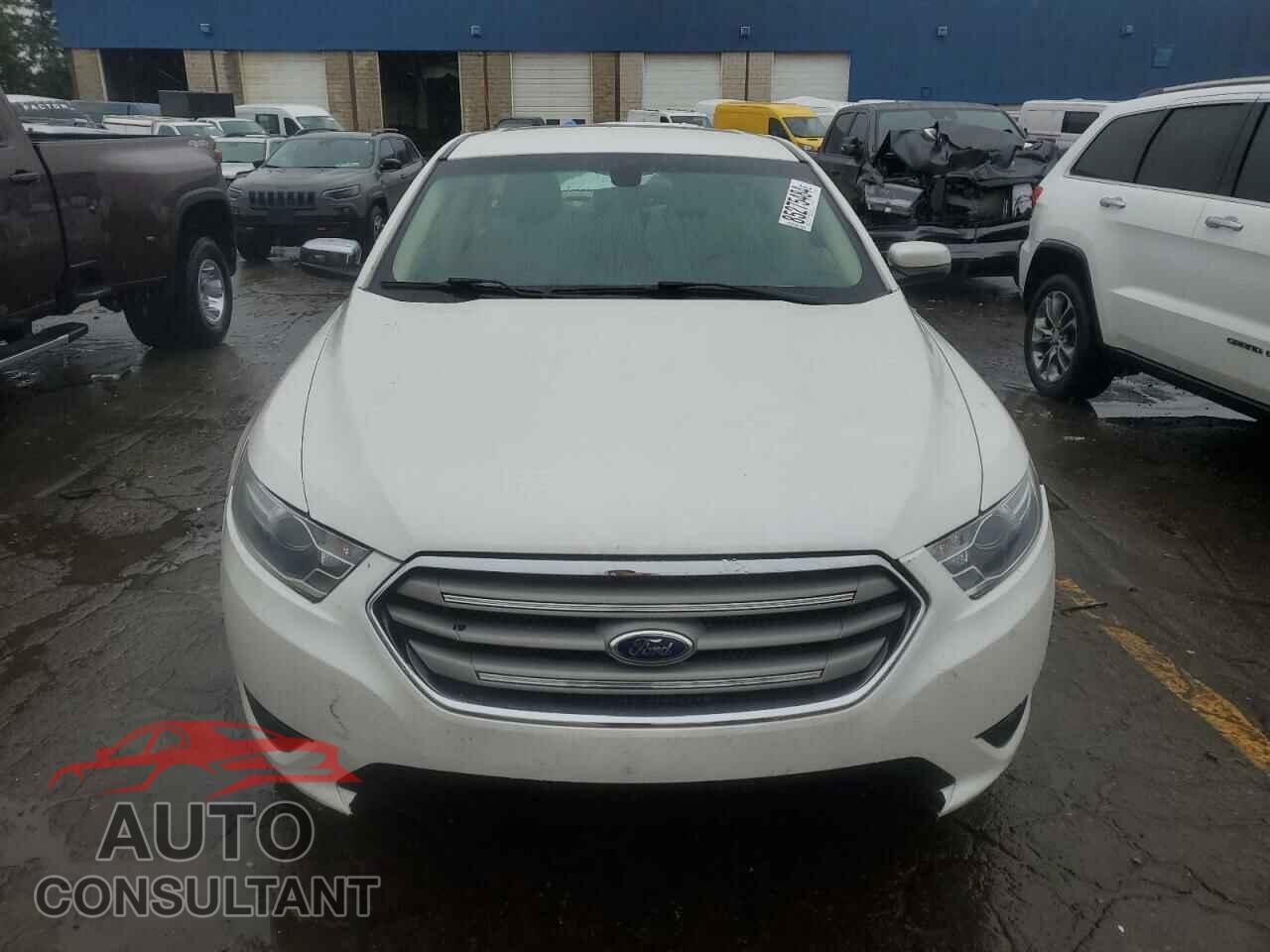 FORD TAURUS 2013 - 1FAHP2E85DG214767