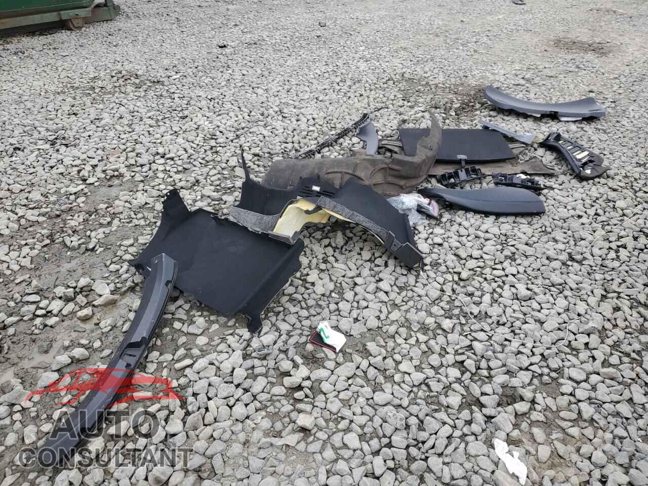 TESLA MODEL 3 2018 - 5YJ3E1EA3JF048083