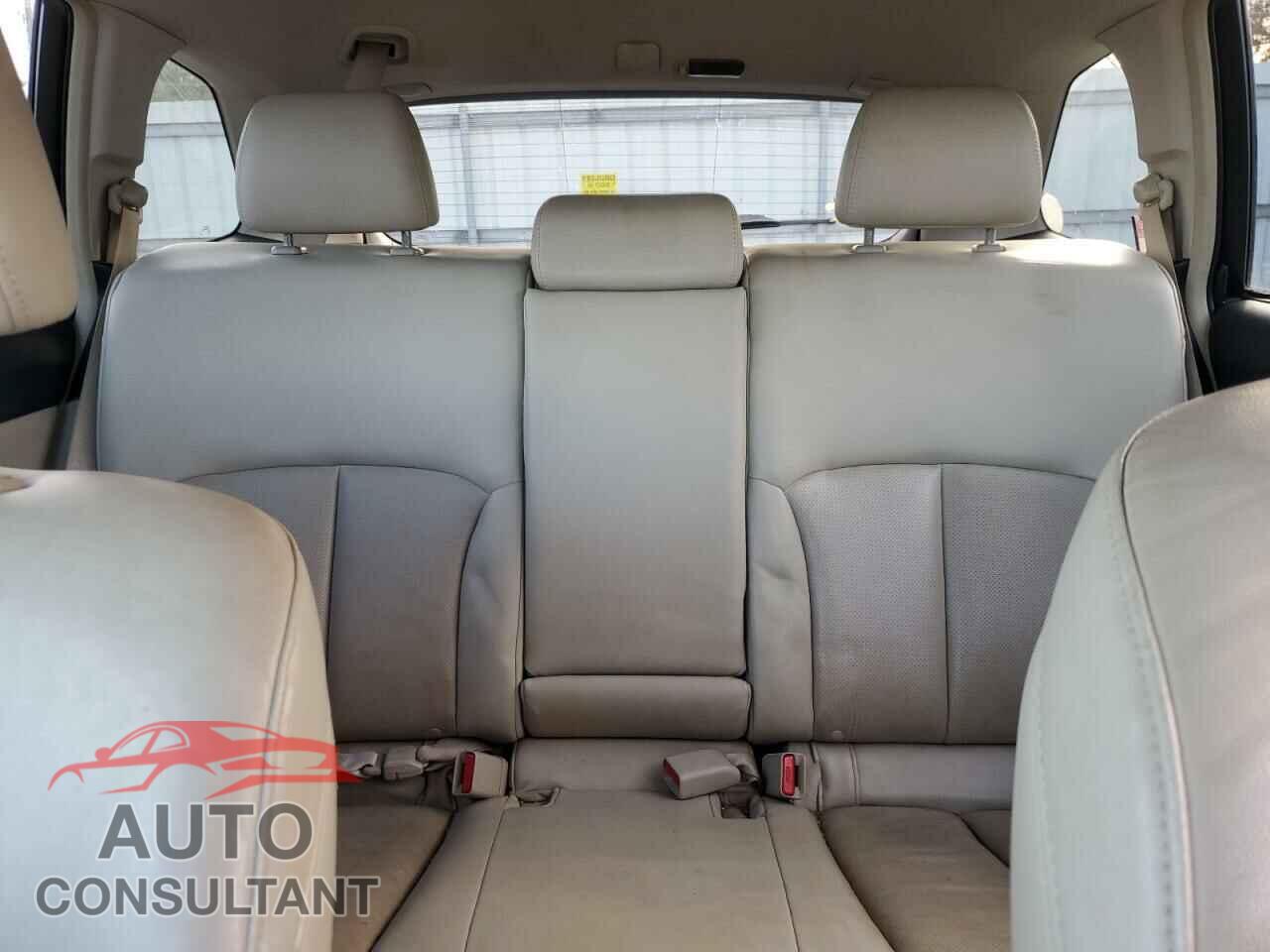 SUBARU OUTBACK 2010 - 4S4BRDKC7A2365998