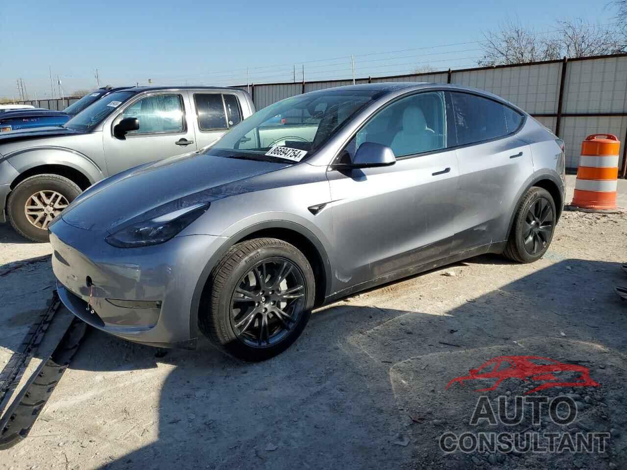 TESLA MODEL Y 2024 - 7SAYGDEE4RA319460