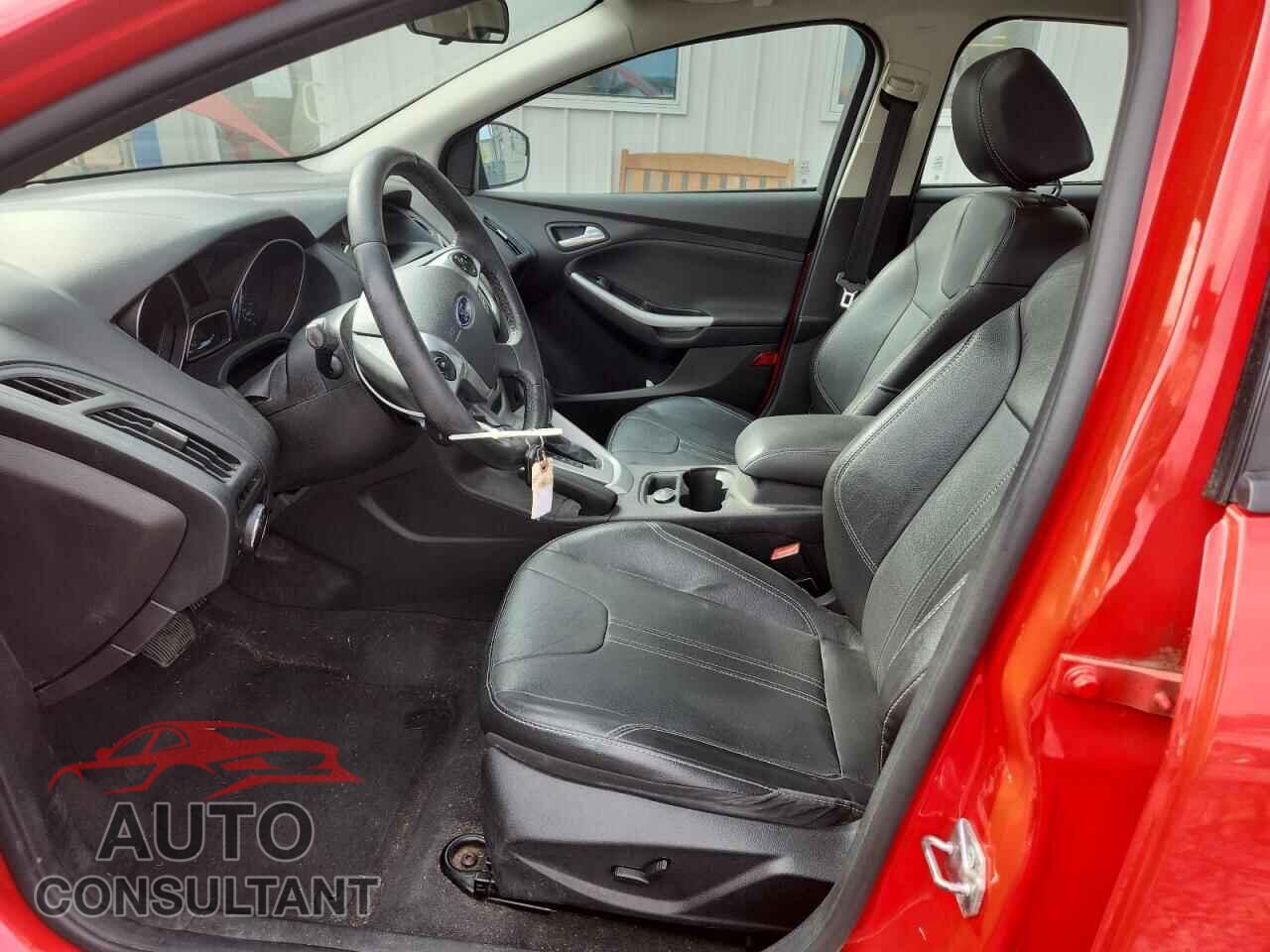 FORD FOCUS 2014 - 1FADP3F24EL323888