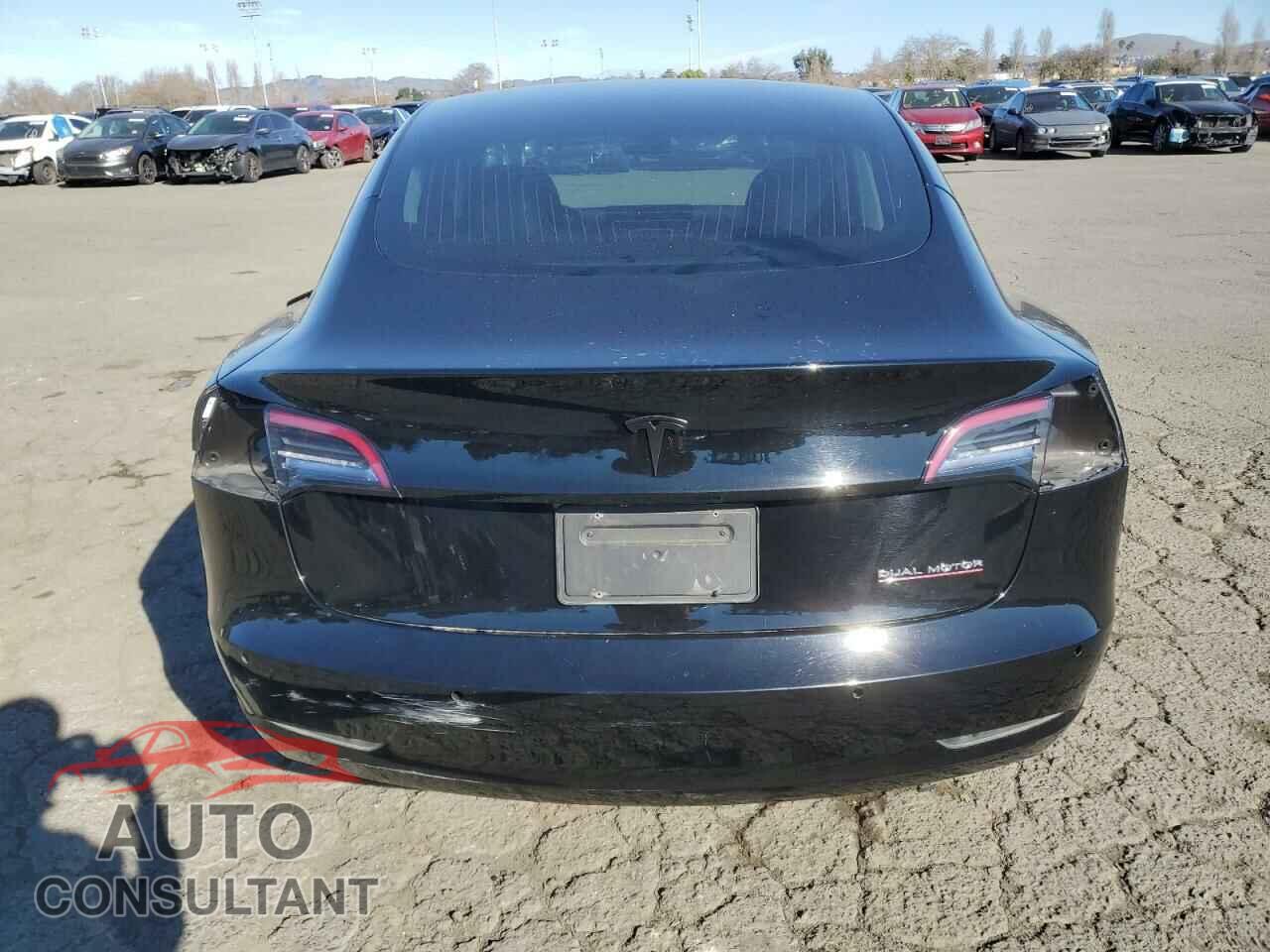 TESLA MODEL 3 2019 - 5YJ3E1EB4KF406544