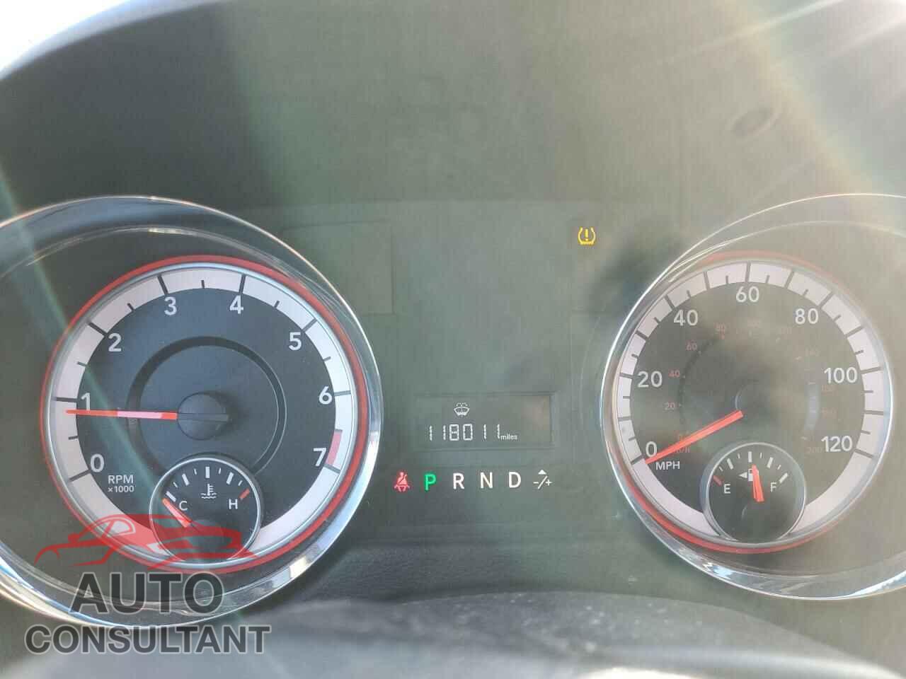 DODGE CARAVAN 2011 - 2D4RN3DG6BR668947