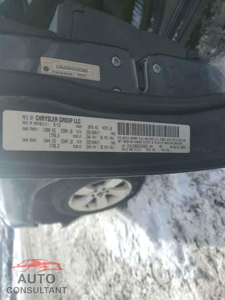 JEEP COMPASS 2014 - 1C4NJDBB2ED623855