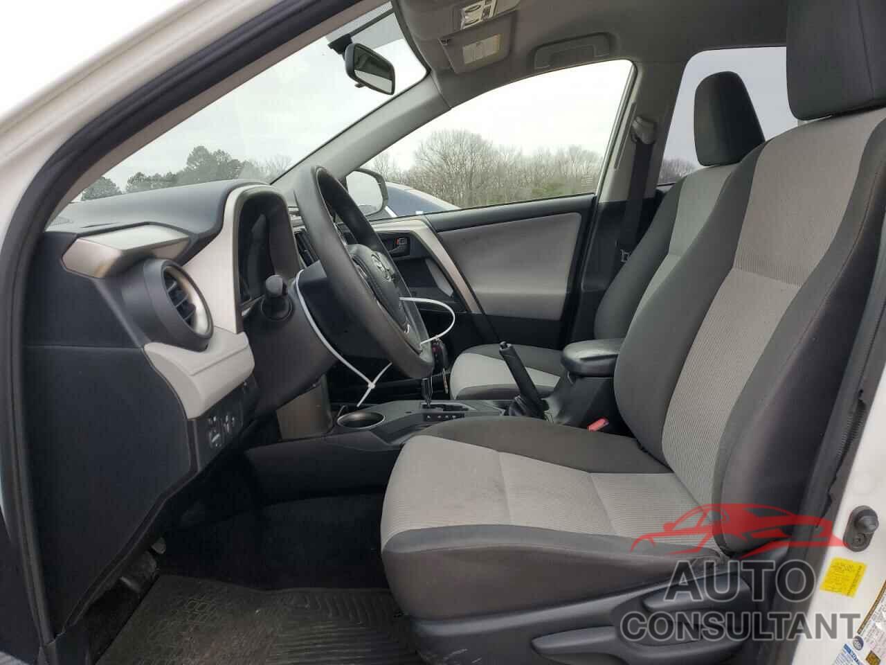 TOYOTA RAV4 2015 - JTMBFREV6FD123917