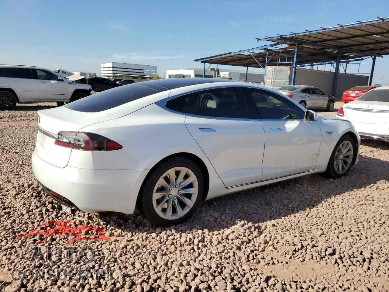 TESLA MODEL S 2016 - 5YJSA1E1XGF157012