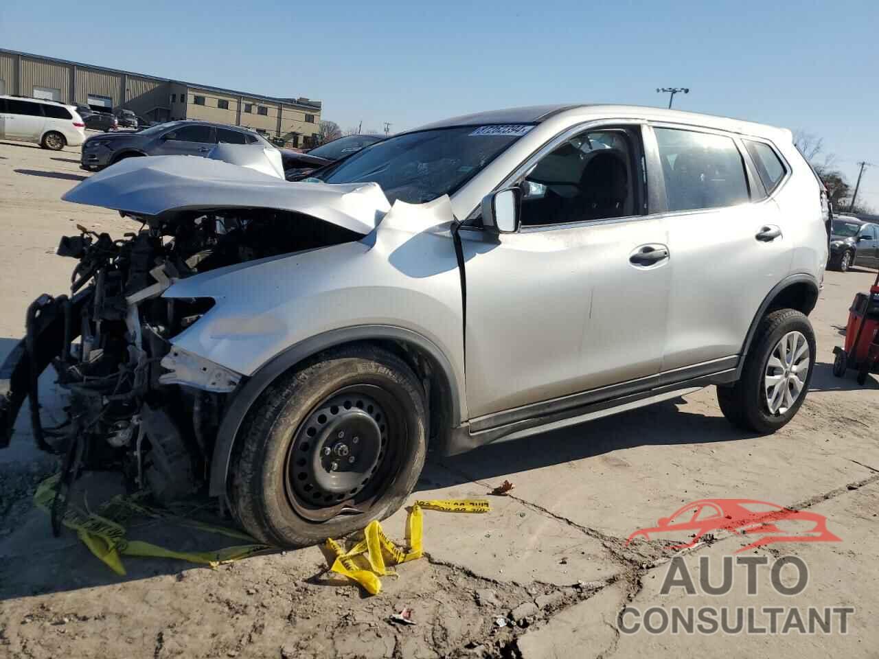 NISSAN ROGUE 2017 - KNMAT2MVXHP525051