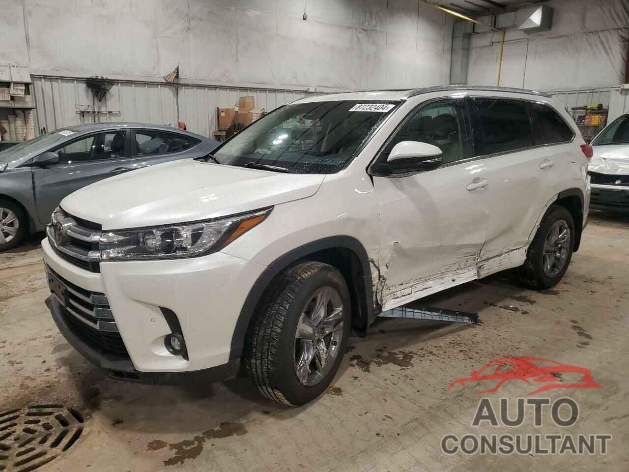 TOYOTA HIGHLANDER 2019 - 5TDDZRFH1KS938453