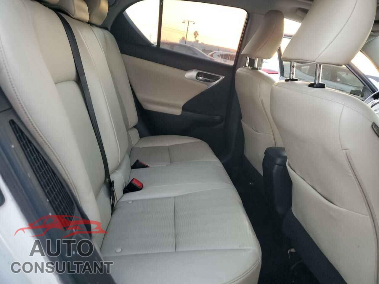 LEXUS CT 200 2013 - JTHKD5BH7D2140505