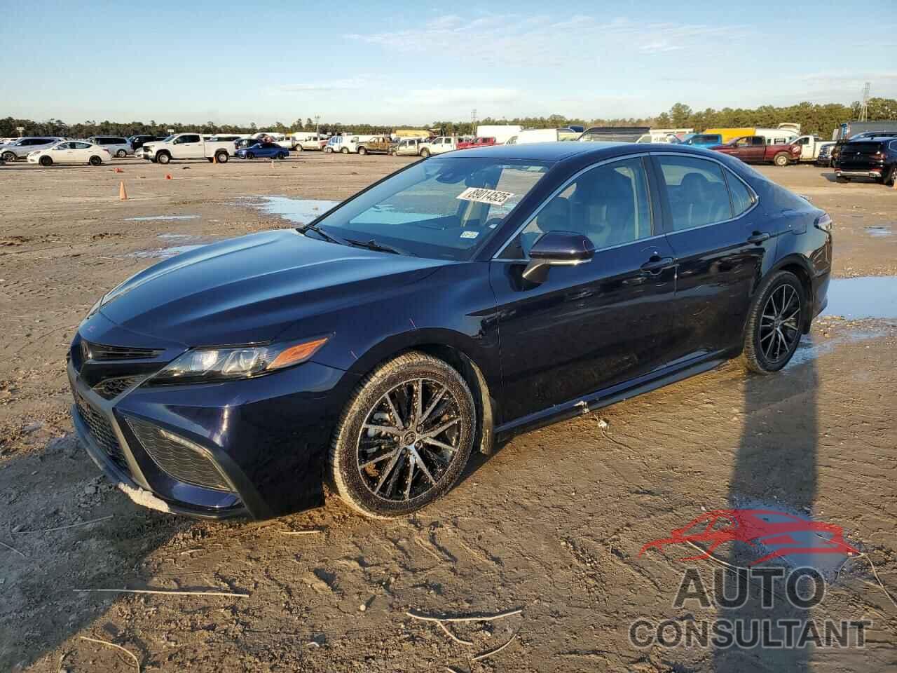 TOYOTA CAMRY 2022 - 4T1G11AK4NU666355