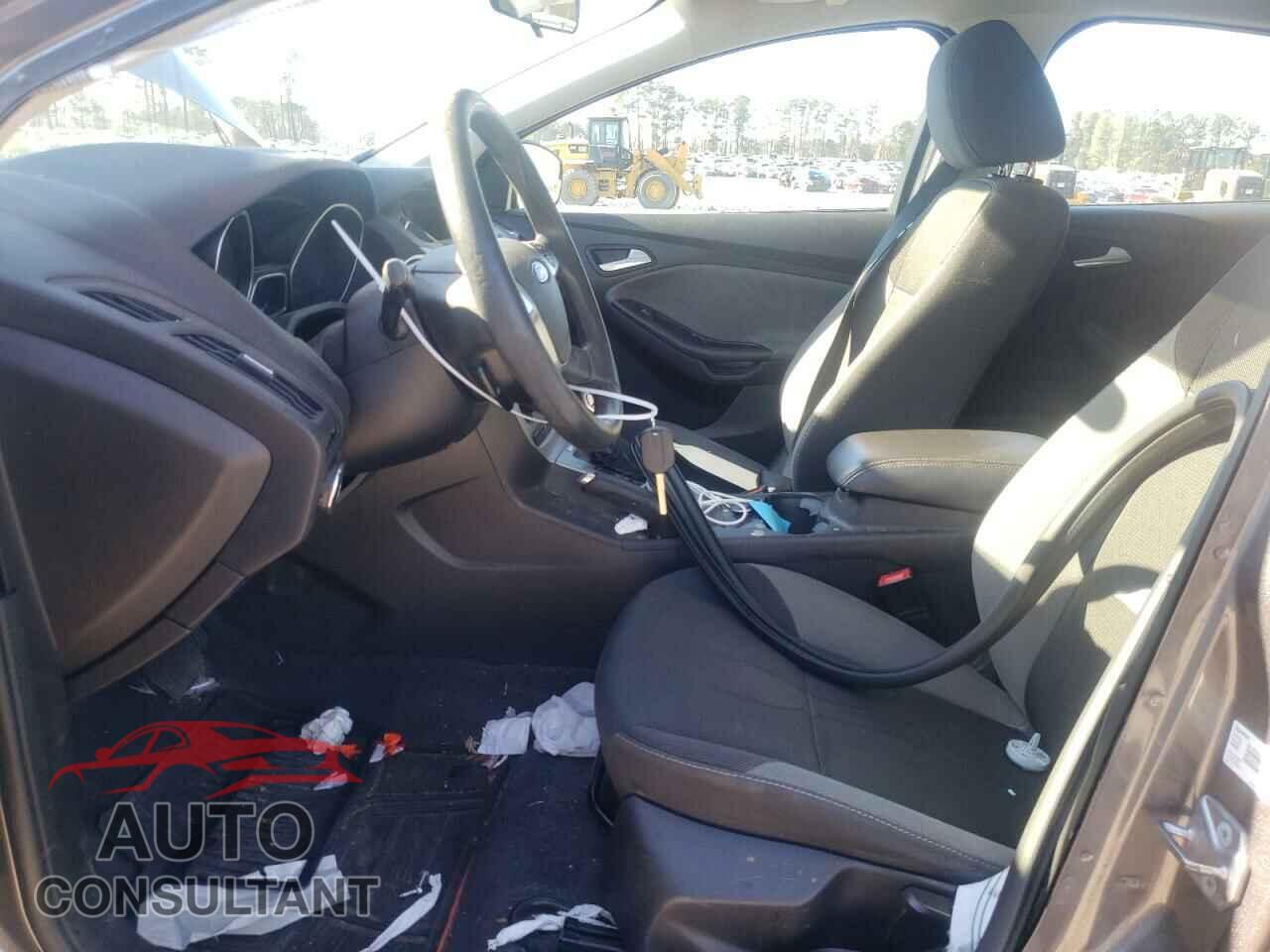 FORD FOCUS 2014 - 1FADP3K25EL262038