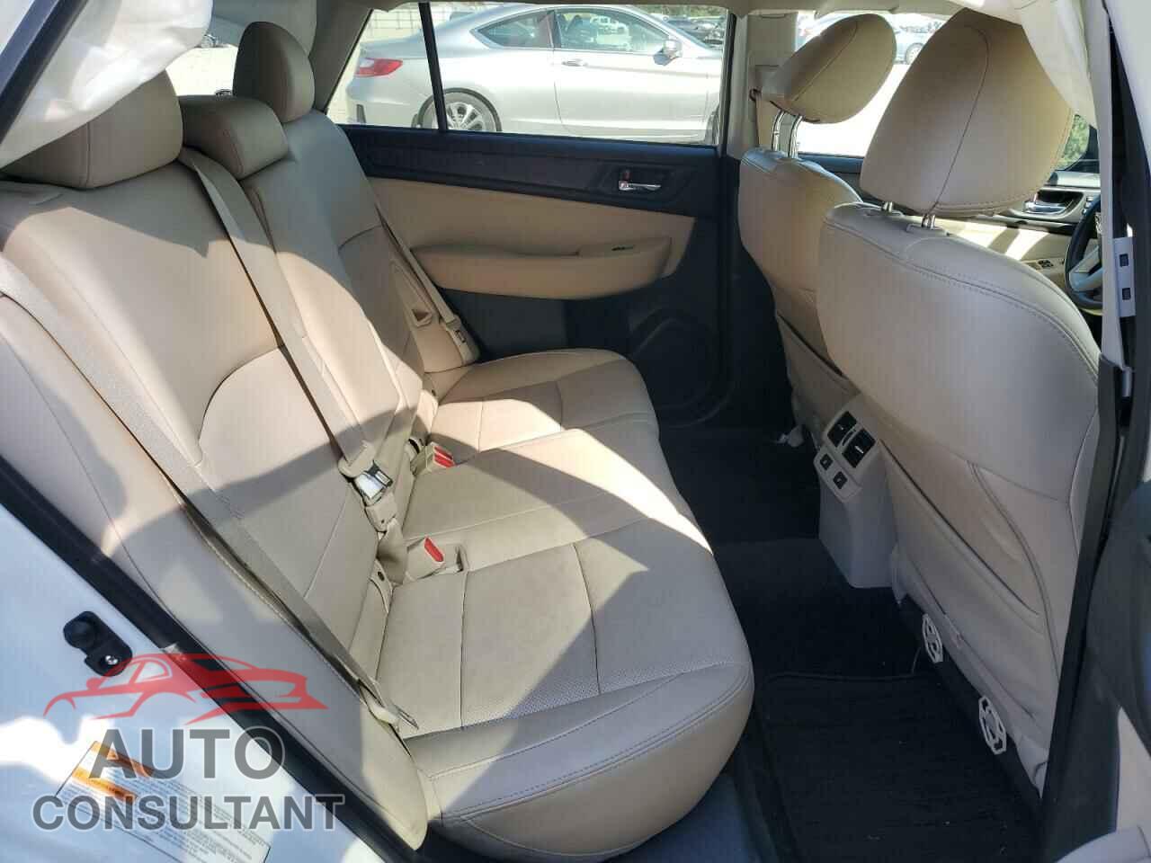 SUBARU OUTBACK 2015 - 4S4BSBLC3F3228548