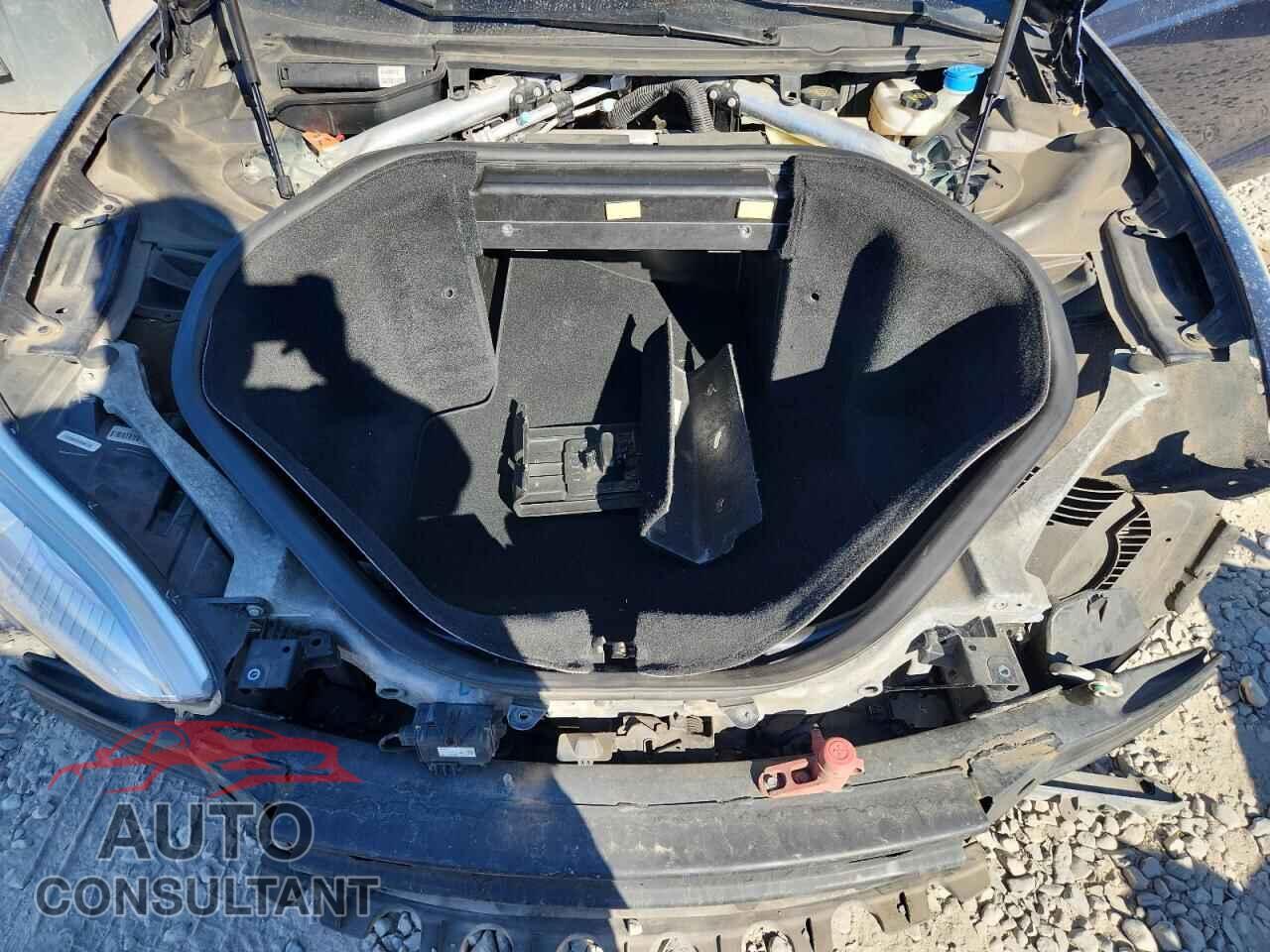 TESLA MODEL S 2015 - 5YJSA1H15FF084240