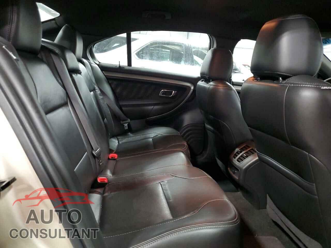 FORD TAURUS 2017 - 1FAHP2E8XHG107090