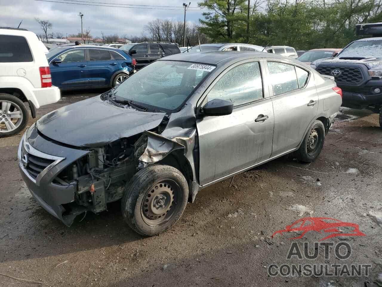 NISSAN VERSA 2018 - 3N1CN7AP2JL818002