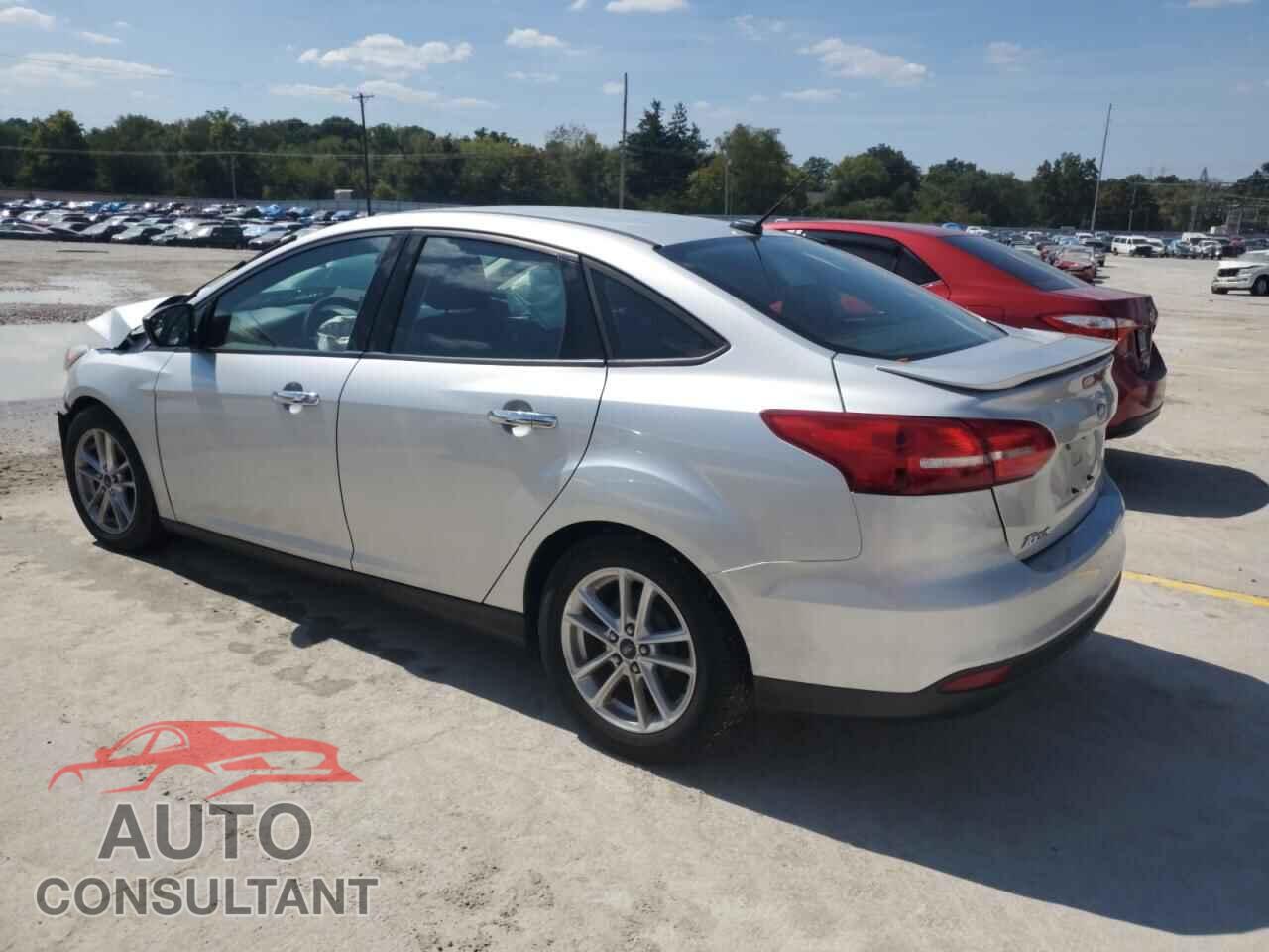 FORD FOCUS 2015 - 1FADP3E20FL366398