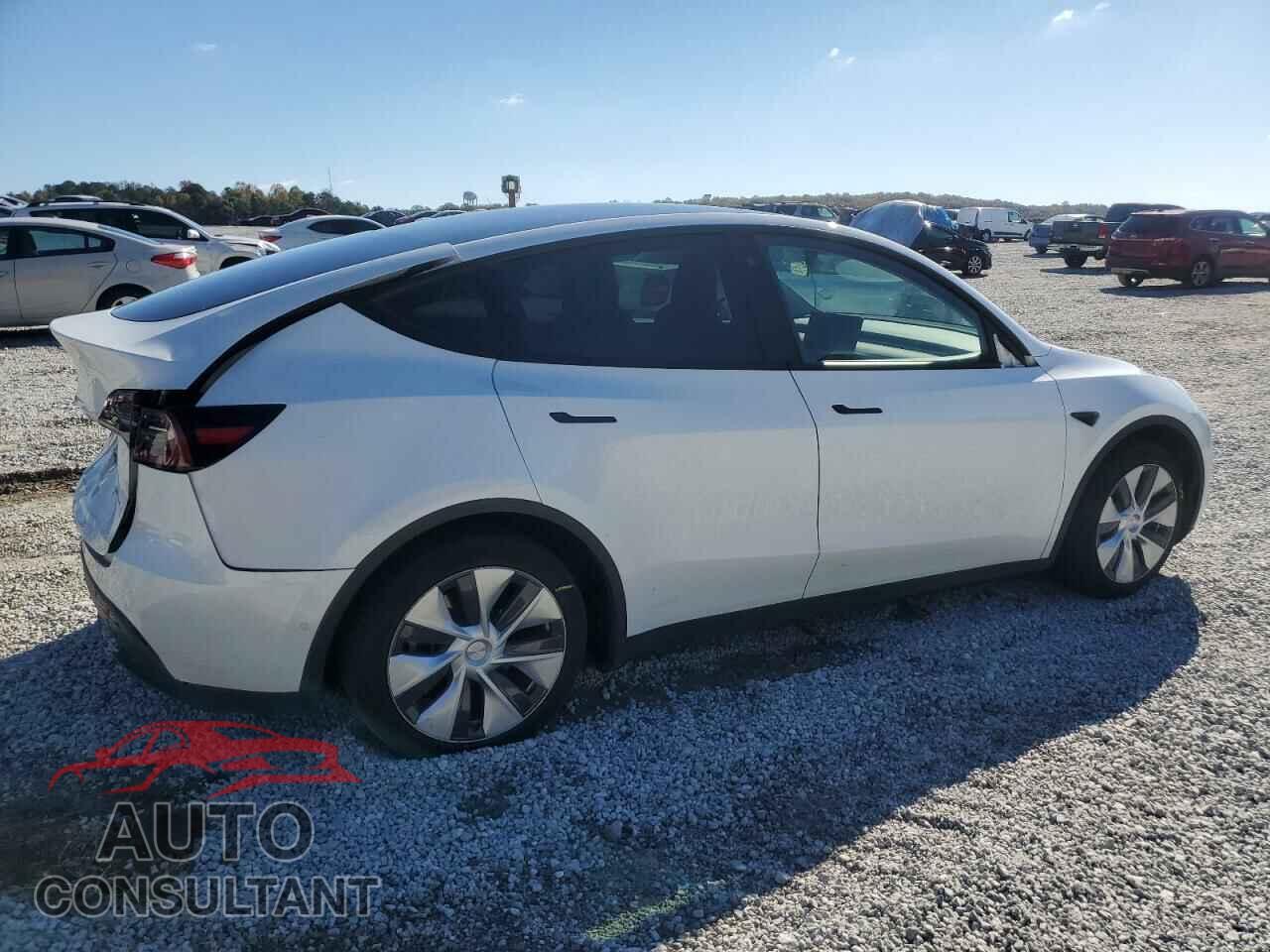 TESLA MODEL Y 2021 - 5YJYGDEEXMF207576