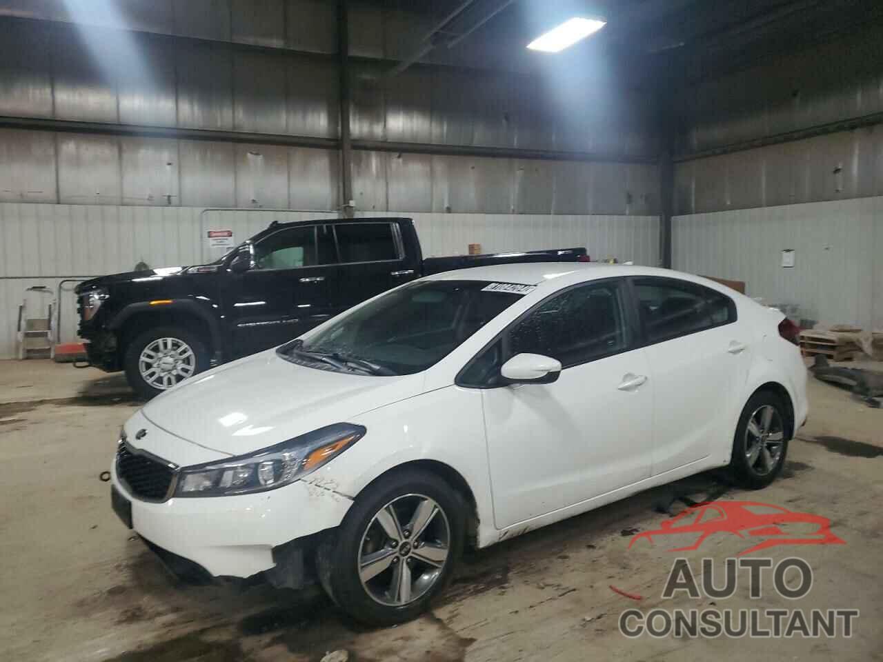 KIA FORTE 2018 - 3KPFL4A77JE240305