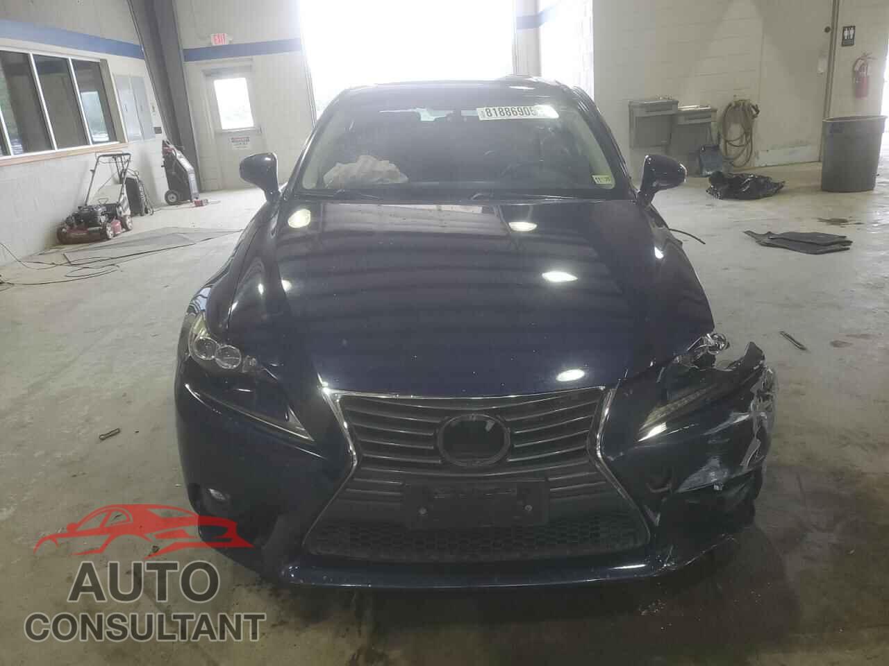 LEXUS IS 2015 - JTHCF1D23F5028592